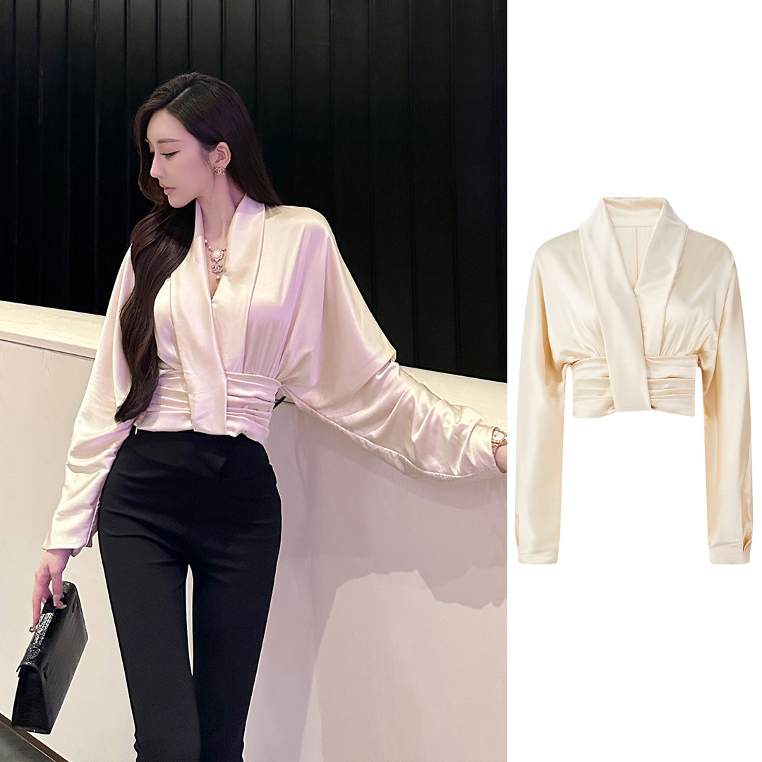 Pleated long sleeved top with a hanging feel V-neck batball sleeves waist cinched loose fit shirt for women
