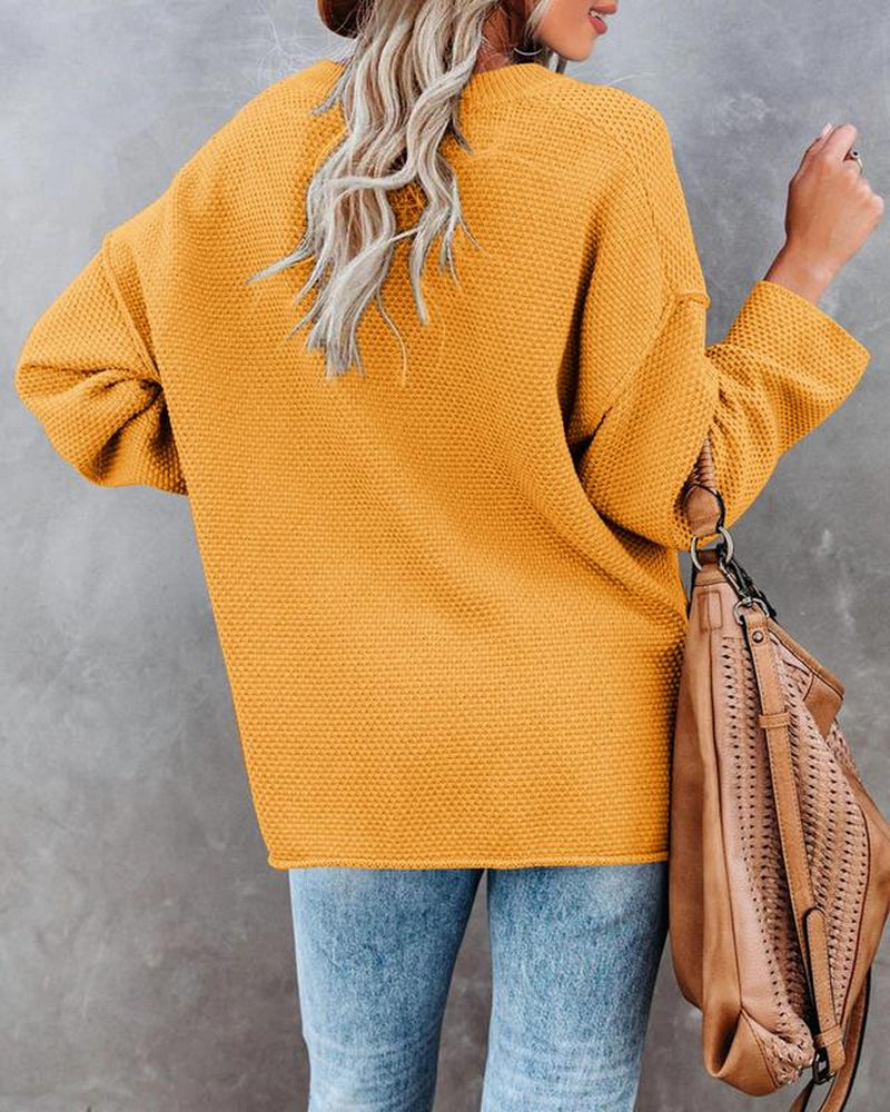 Chic Women's V-Neck Oversized Batwing Sweater - Cozy Button-Up Henley Pullover with Chunky Knit Design